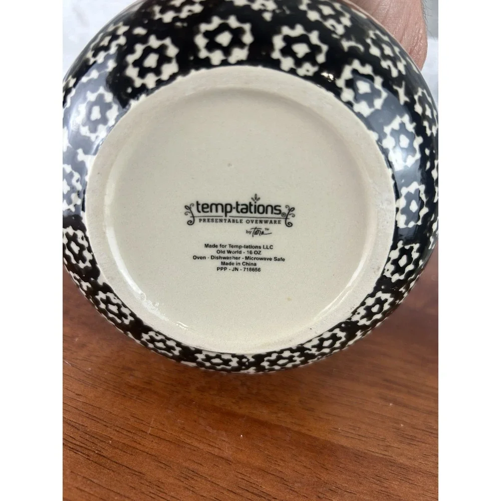 Temp-Tations Old World Black Bowl With Ladle Spoon